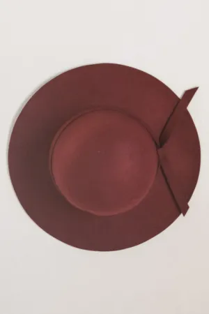 Fall Breeze Floppy Hat in Burgundy