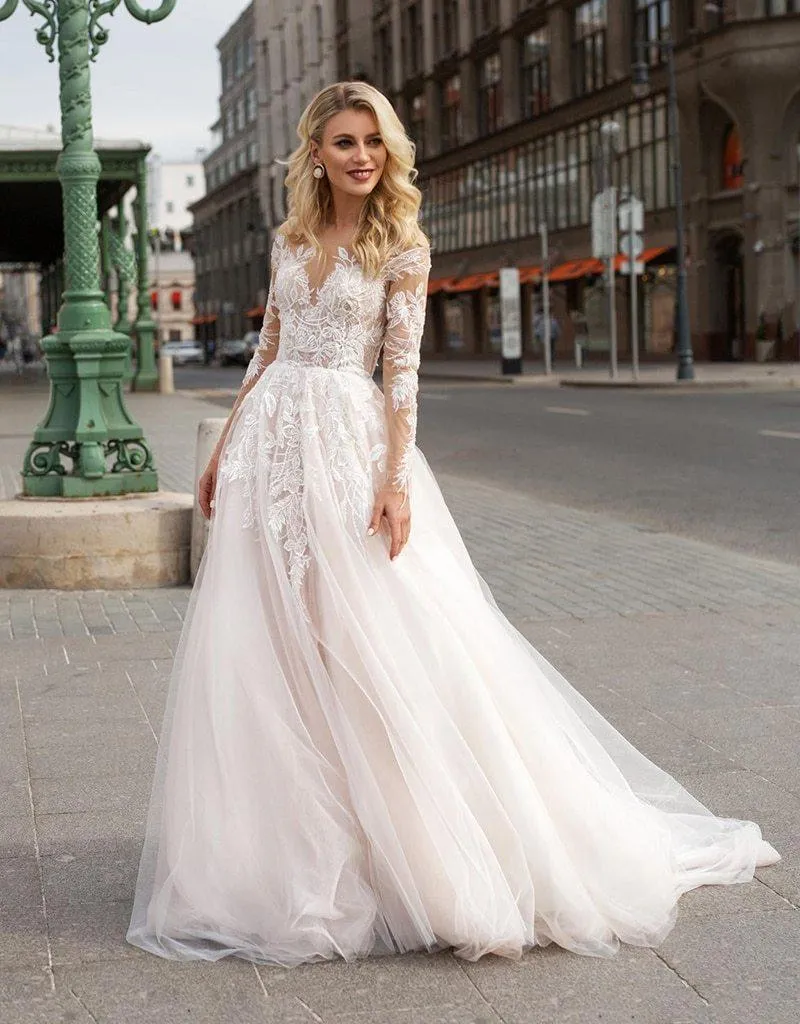 Long Sleeve Boho V neck Ivory Lace Appliques Beach Wedding Dresse