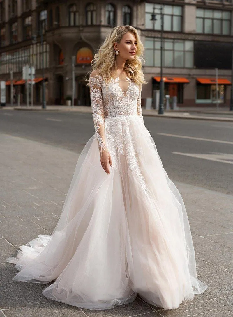 Long Sleeve Boho V neck Ivory Lace Appliques Beach Wedding Dresse