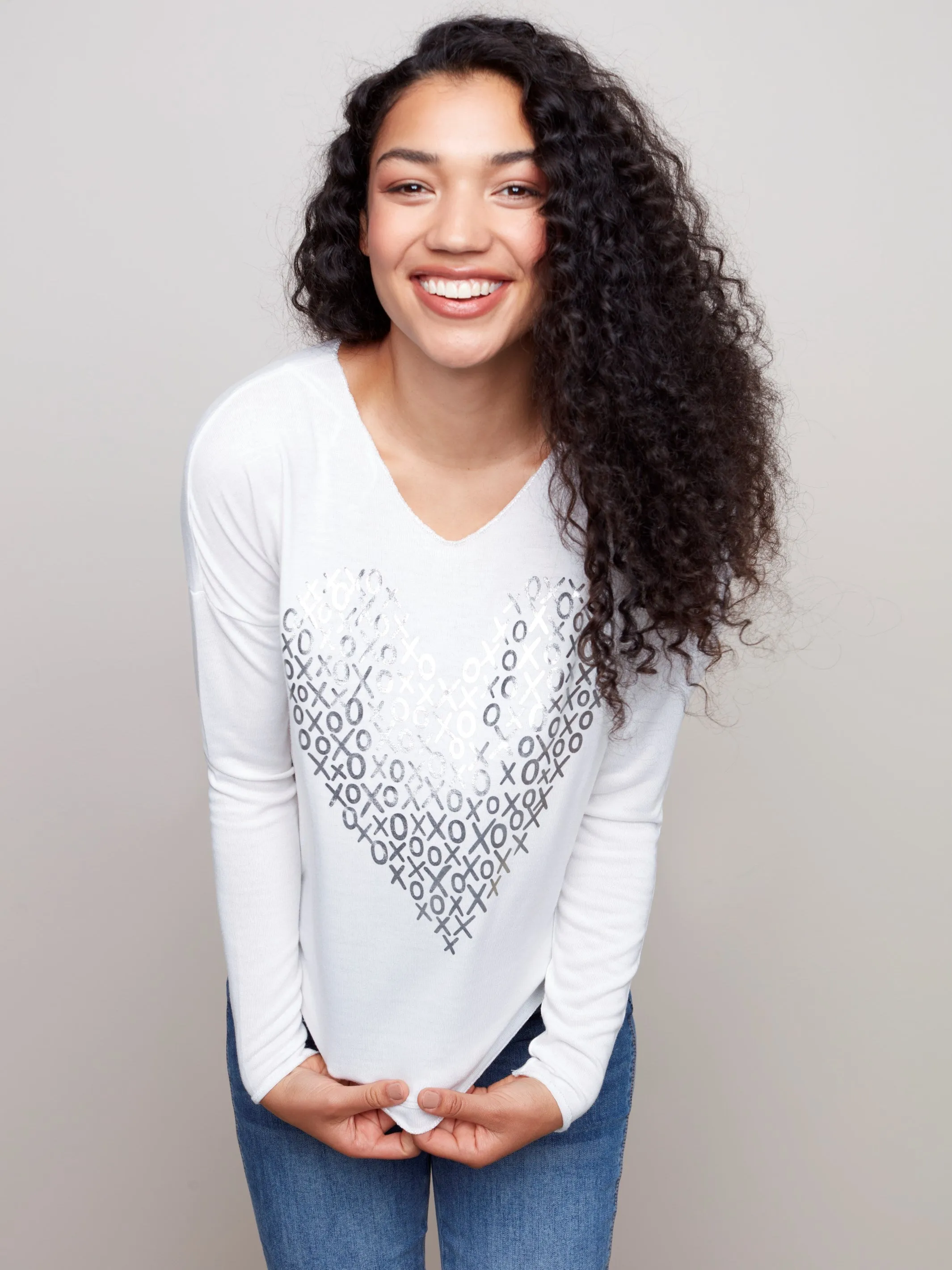 V-Neck Knit Top with Heart Art - White