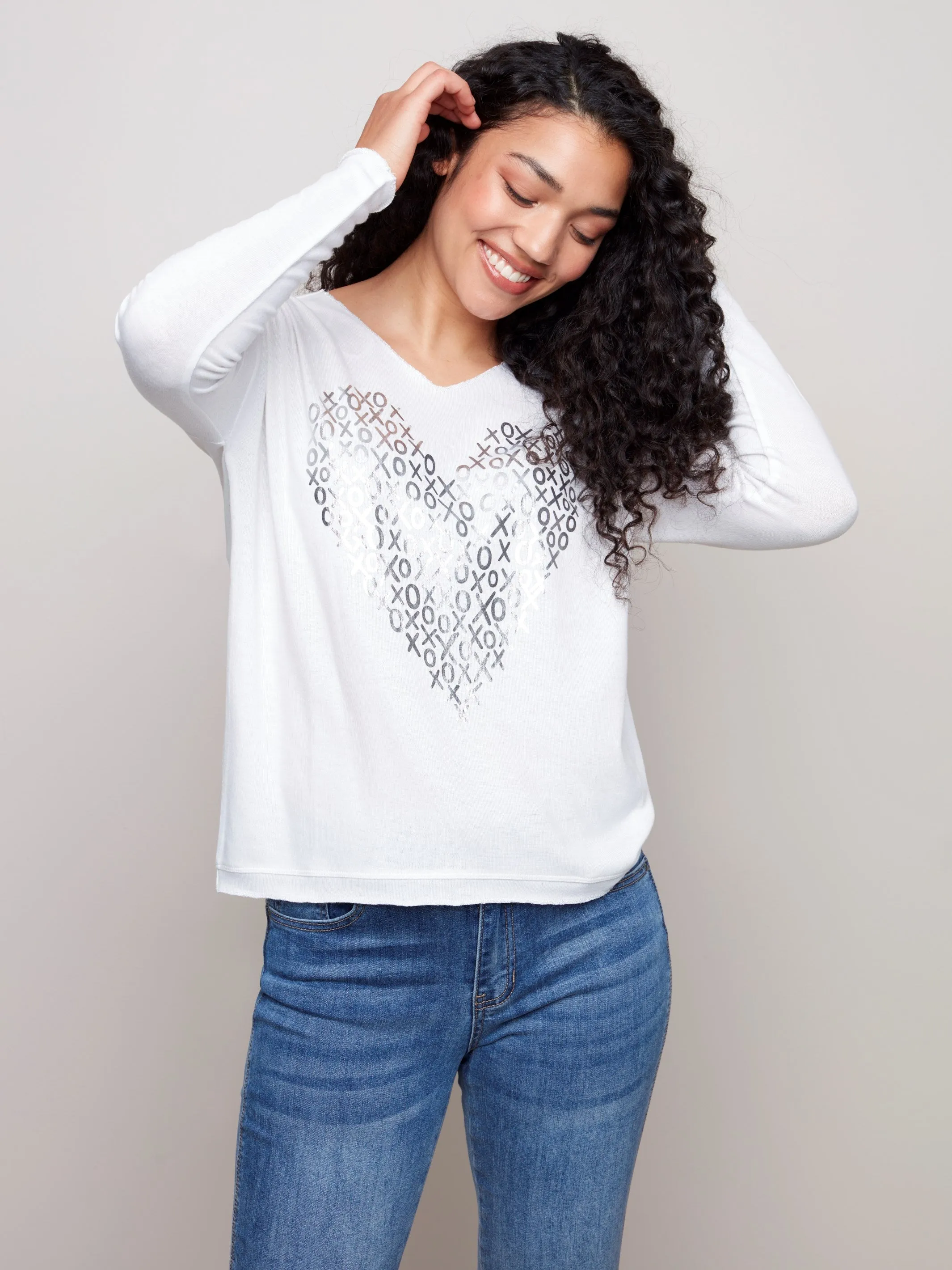 V-Neck Knit Top with Heart Art - White