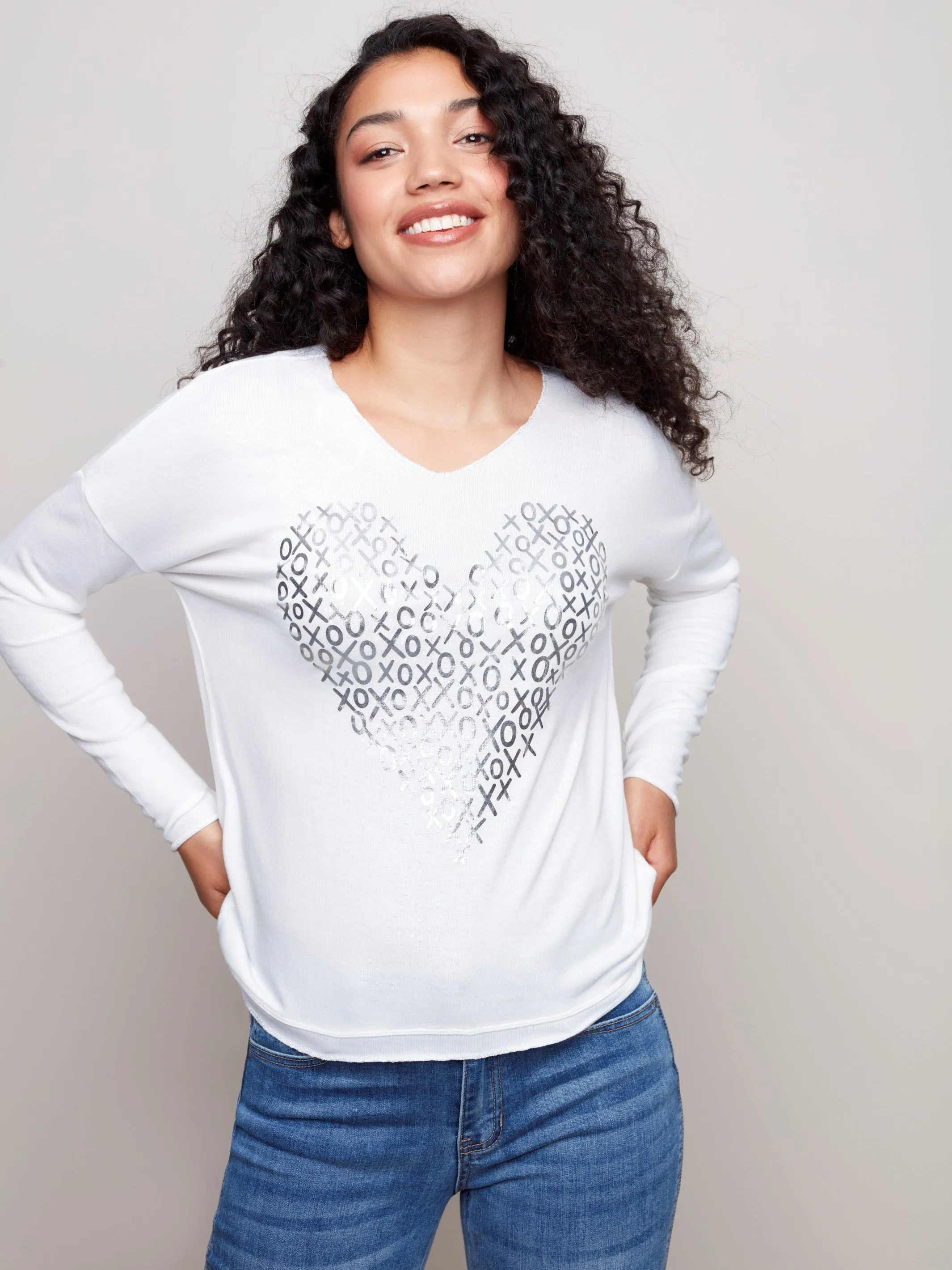 V-Neck Knit Top with Heart Art - White